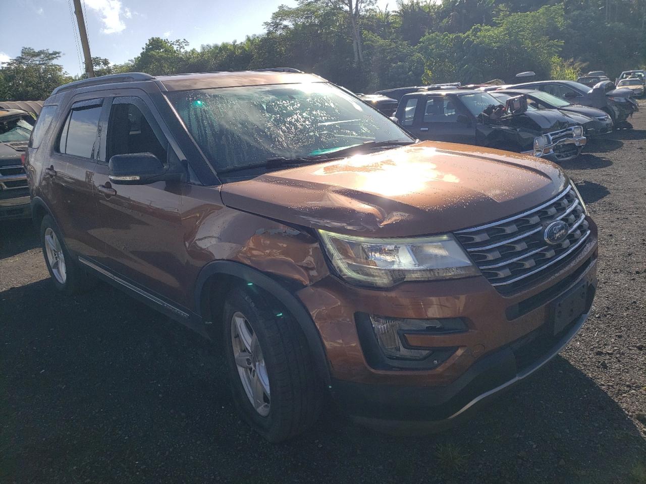 2017 Ford Explorer - Image 4
