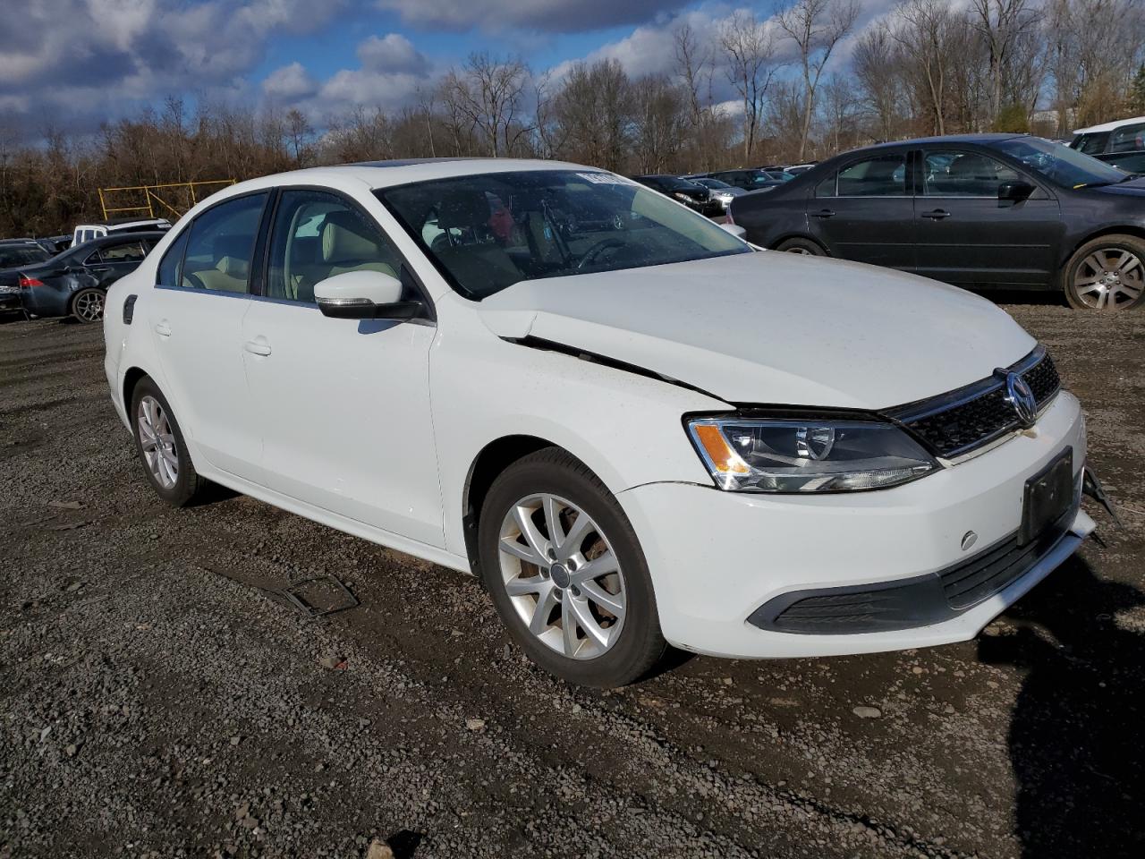 2014 Volkswagen Jetta - Image 4