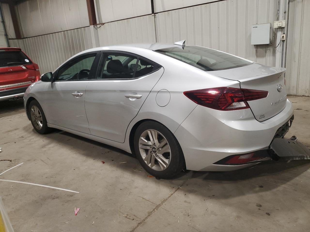 2020 Hyundai Elantra - Image 2