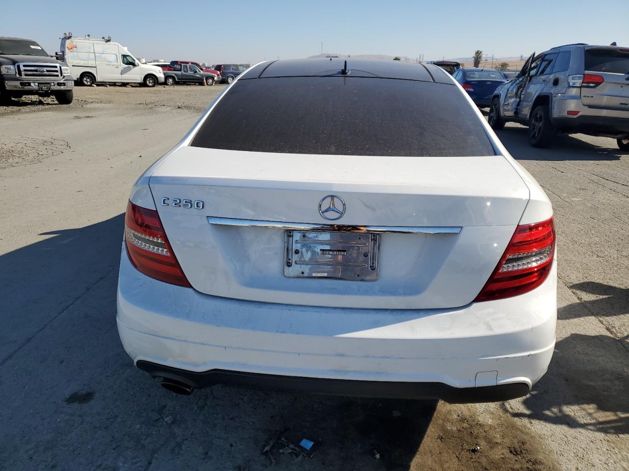 2014 Mercedes-Benz C 250 VIN: WDDGJ4HB2EG328324 Lot: 79971254