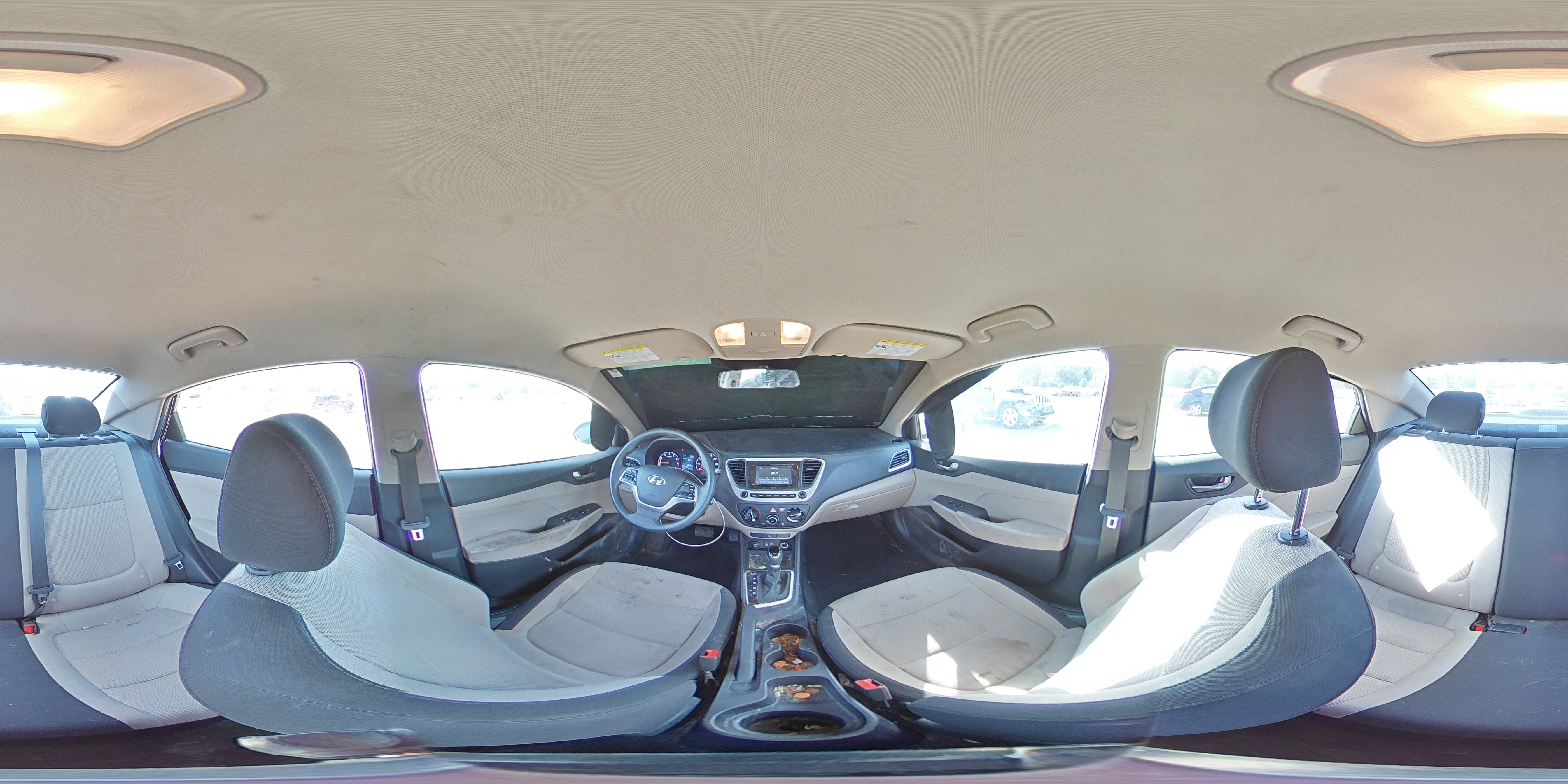 2022 Hyundai Accent - Image 13