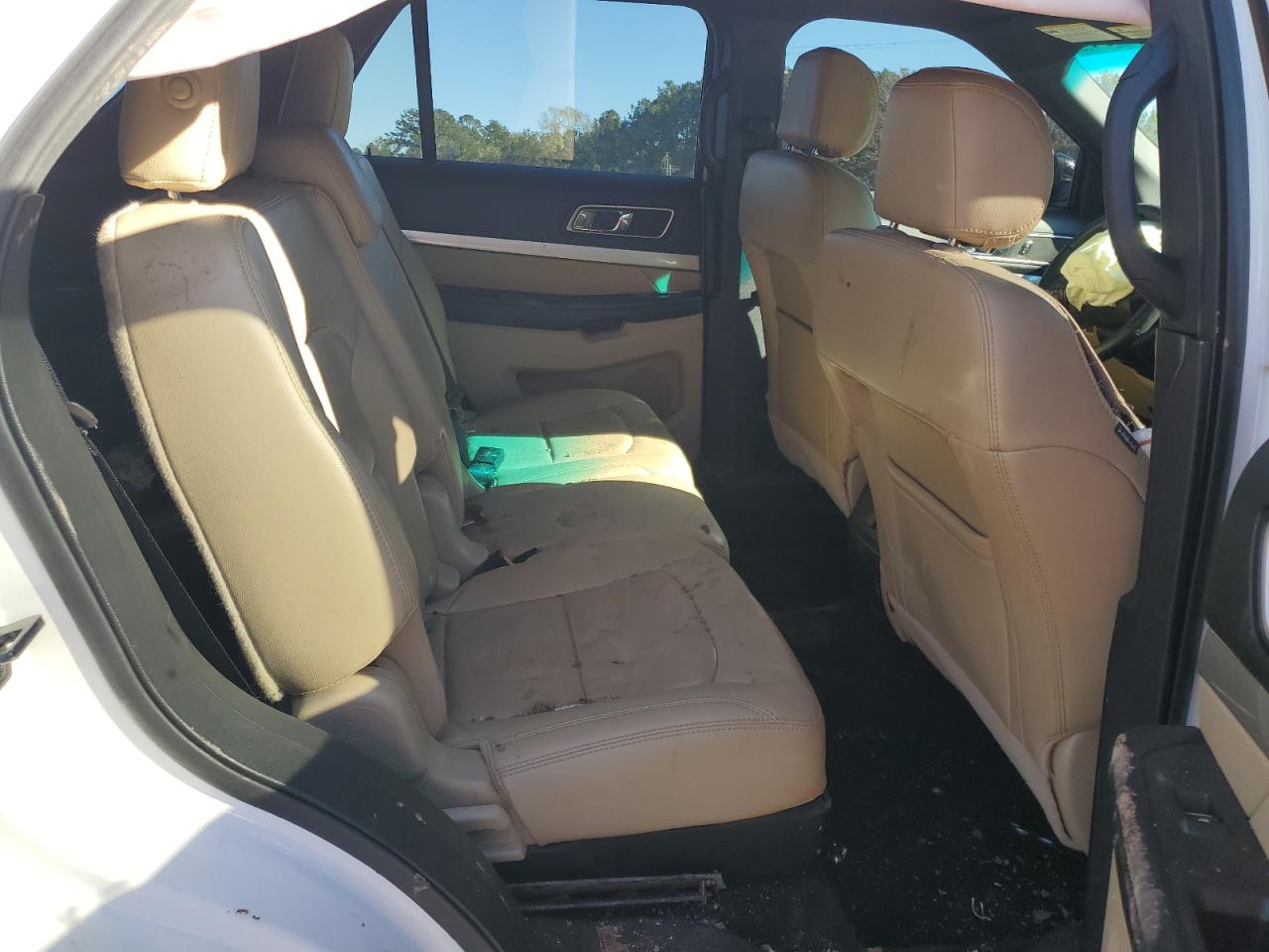 2017 Ford Explorer - Image 11