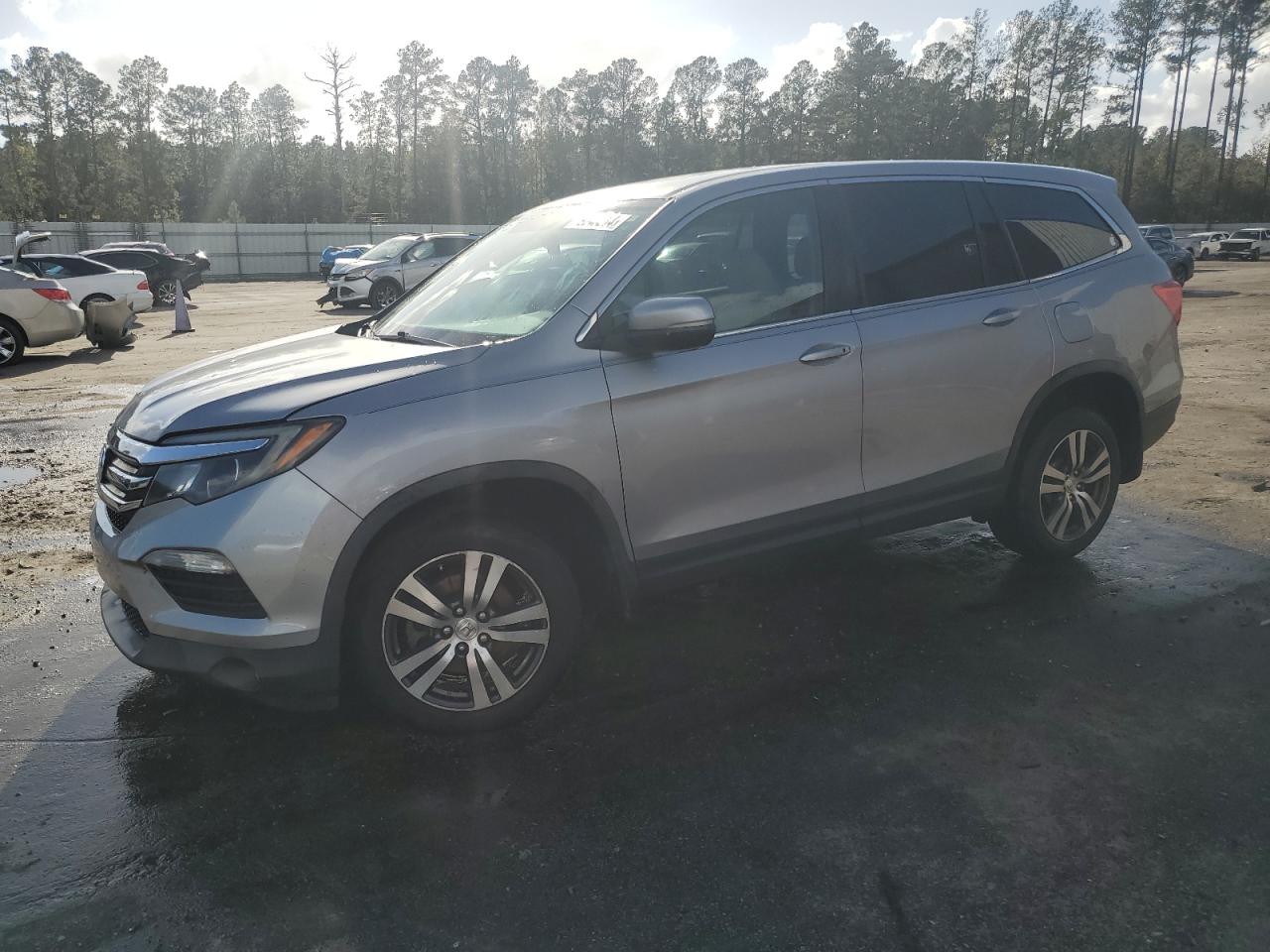 2017 Honda Pilot - Image 1