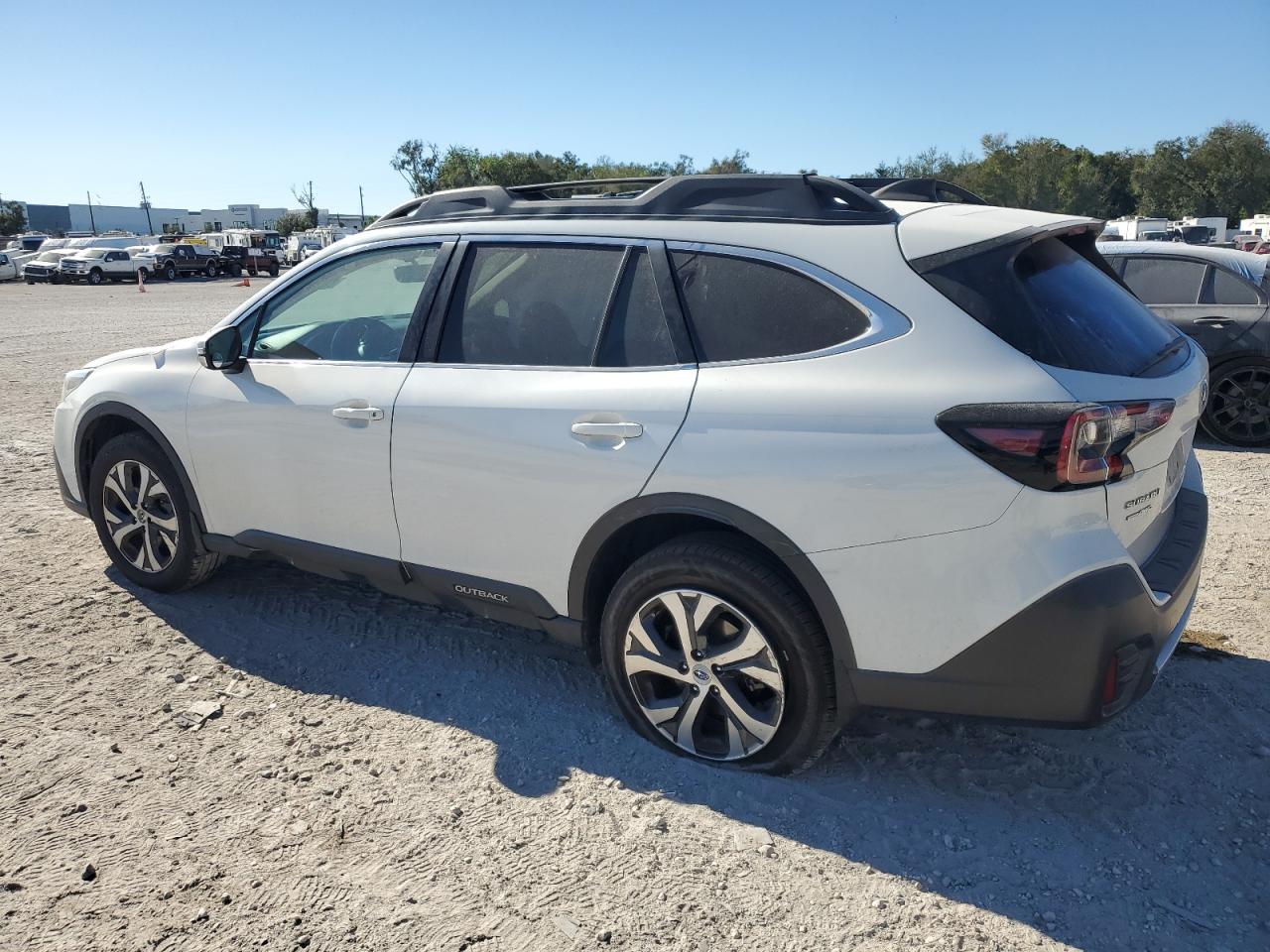 2020 Subaru Outback - Image 2