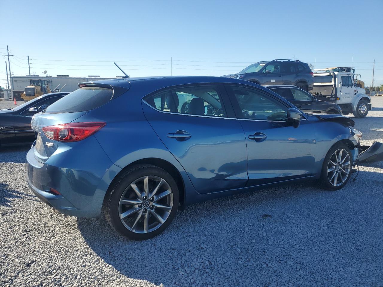 2018 Mazda 3 - Image 3