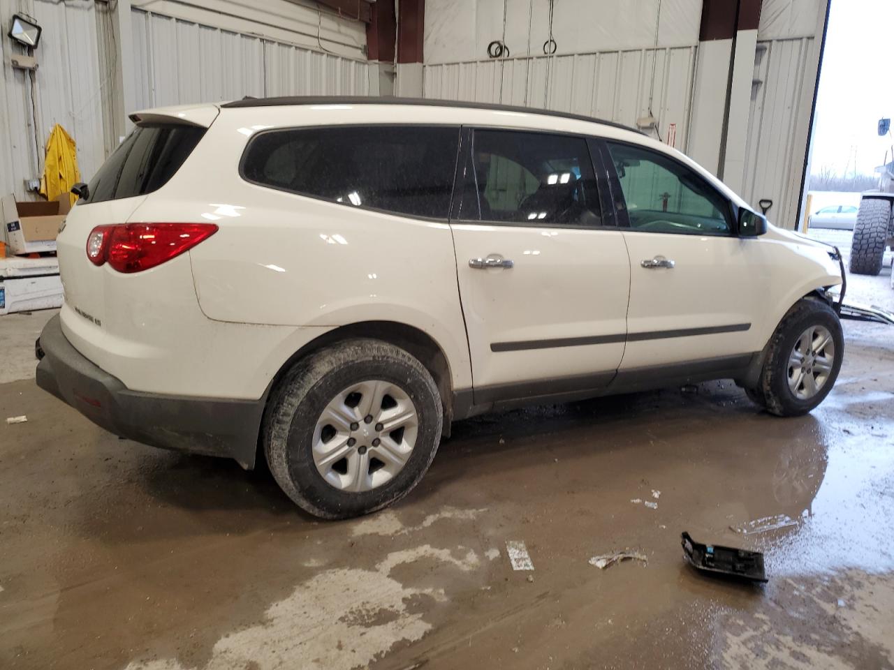 2012 Chevrolet Traverse - Image 3