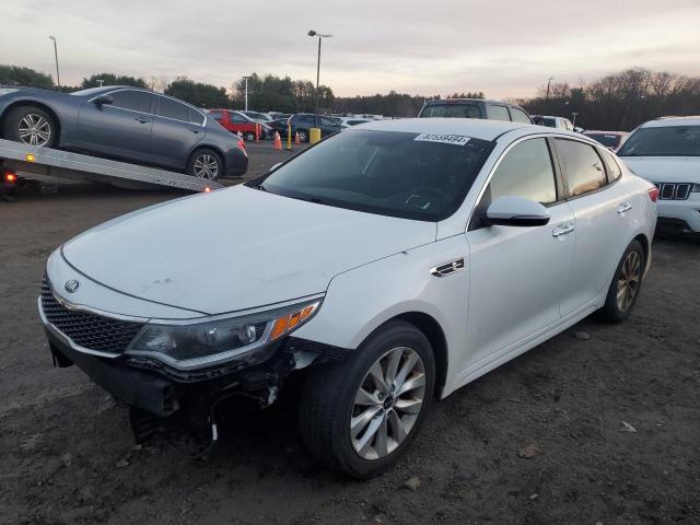 2016 Kia Optima Lx на продаже в East Granby, CT - Front End