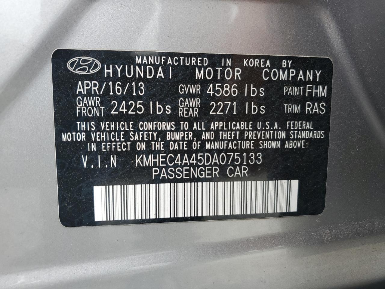 2013 Hyundai Sonata Hybrid VIN: KMHEC4A45DA075133 Lot: 79161654