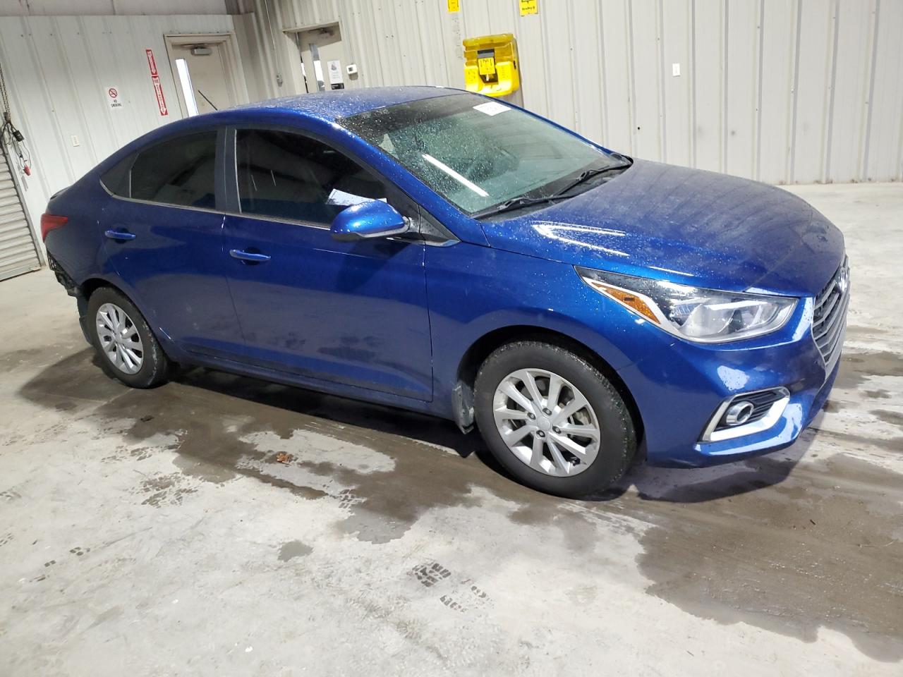 2022 Hyundai Accent - Image 4
