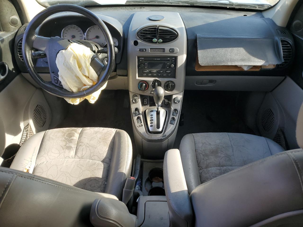 2005 Saturn VUE - Image 8