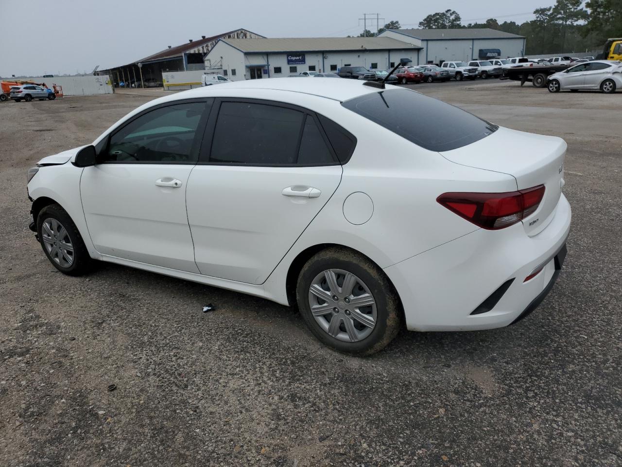 2022 Kia Rio - Image 2