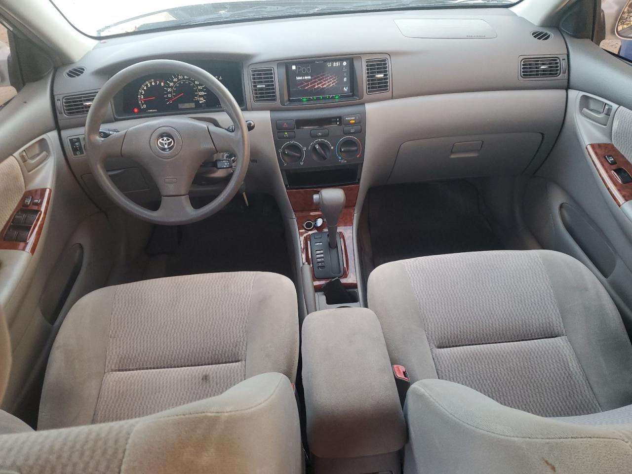 2005 Toyota Corolla - Image 8