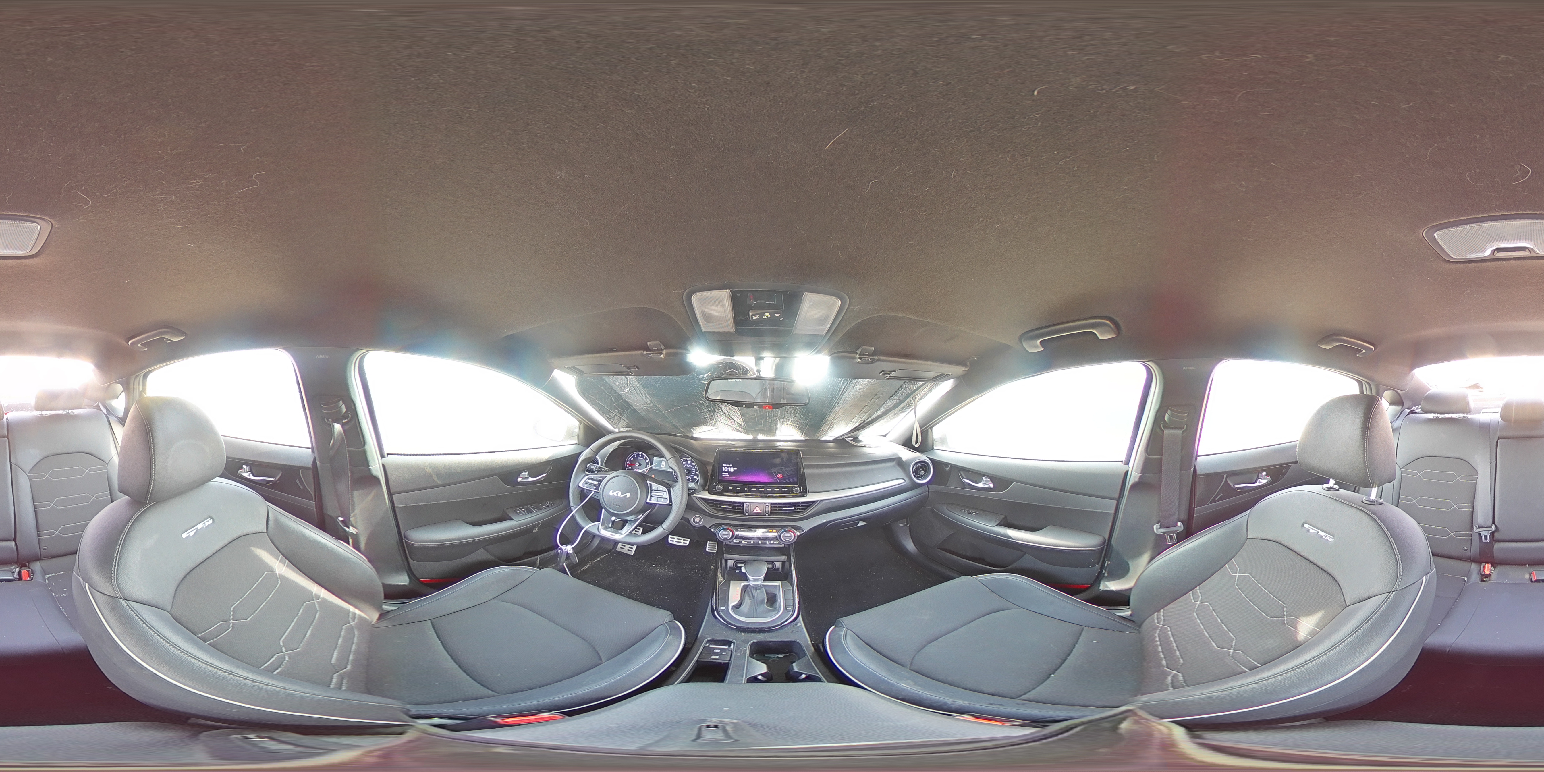 2024 Kia Forte - Image 13