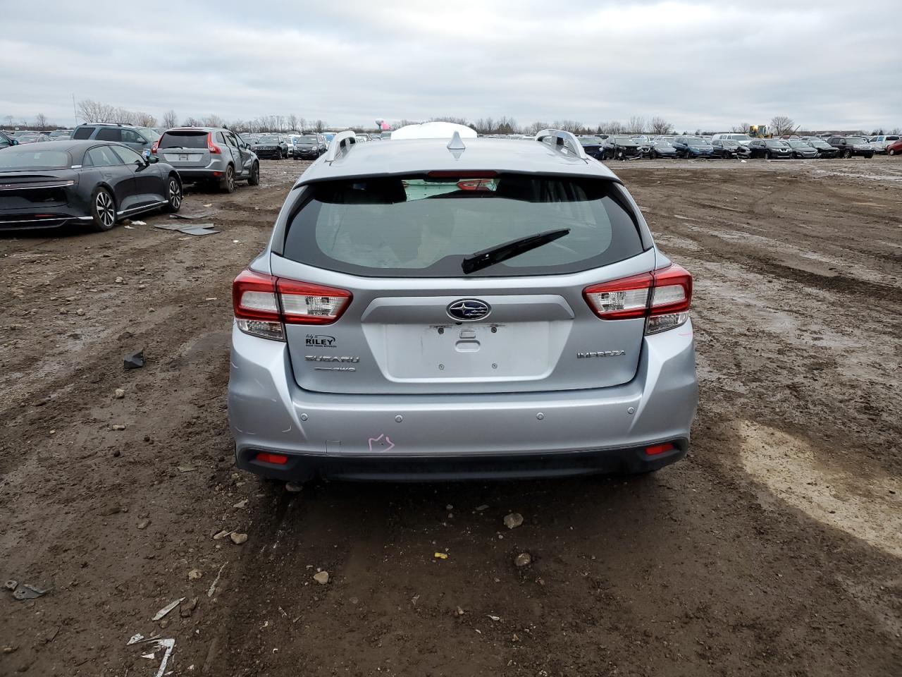 2018 Subaru Impreza Limited VIN: 4S3GTAT62J3706995 Lot: 82047604