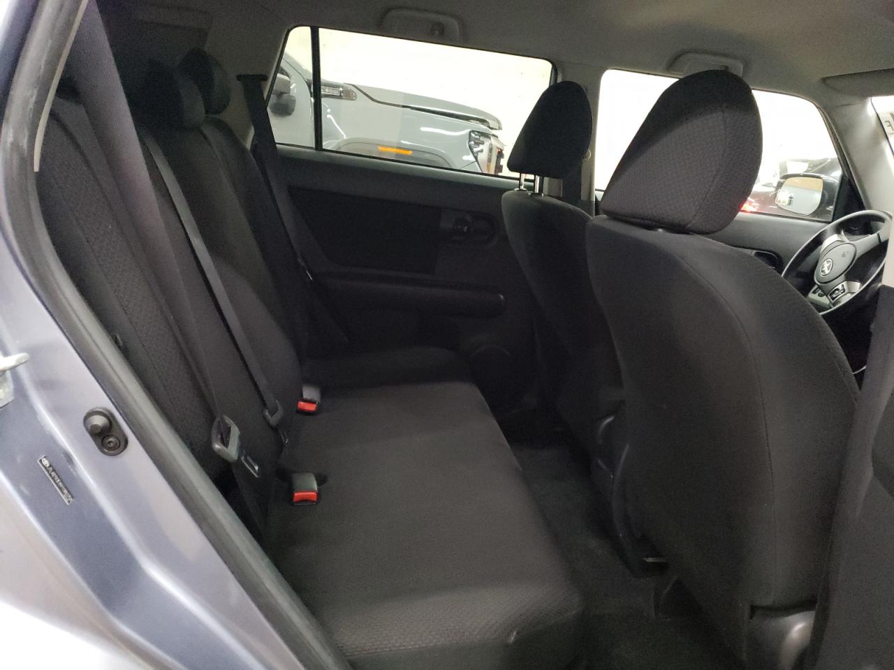 2009 Scion xB - Image 10