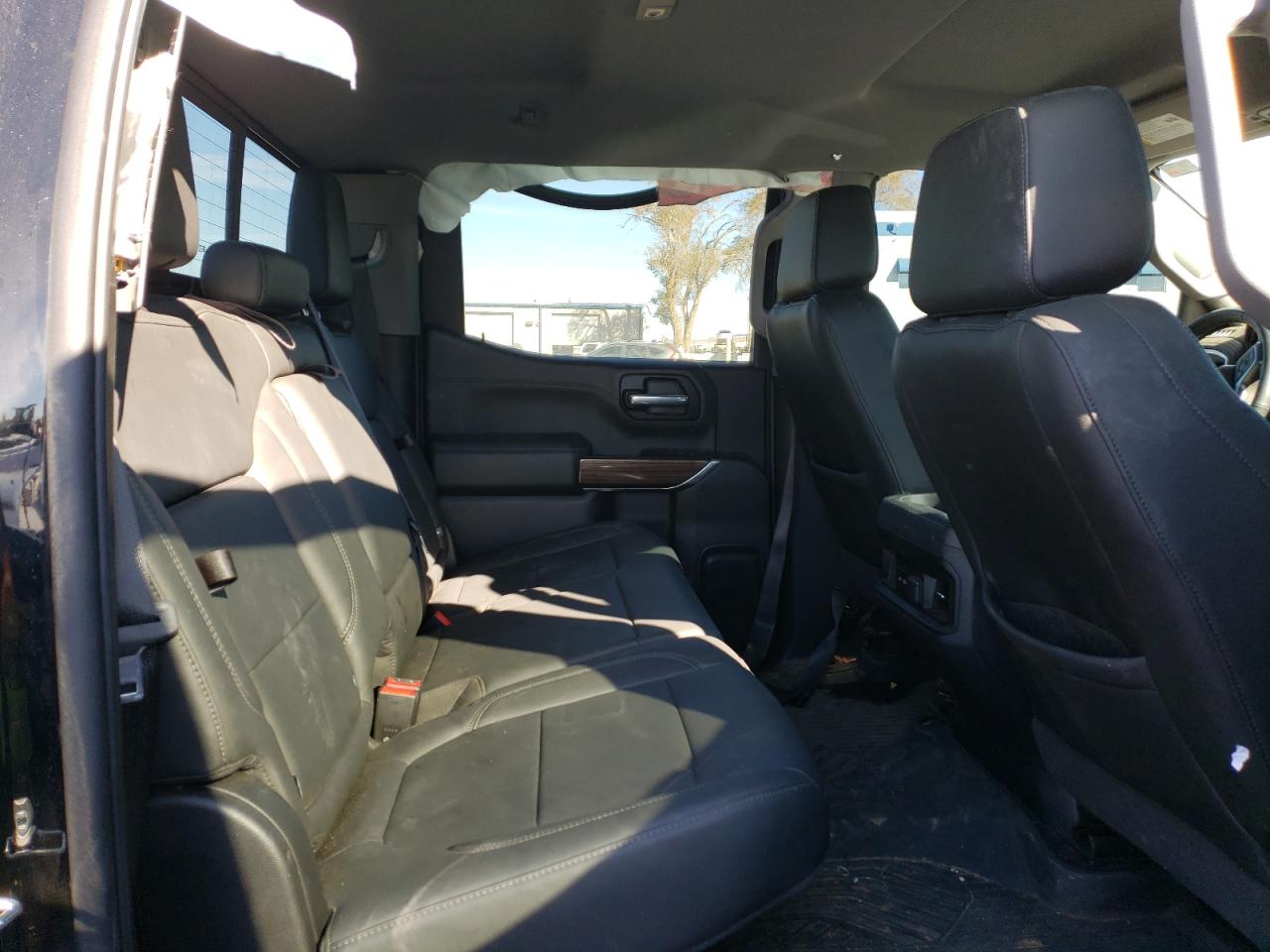 2020 Chevrolet Silverado - Image 10