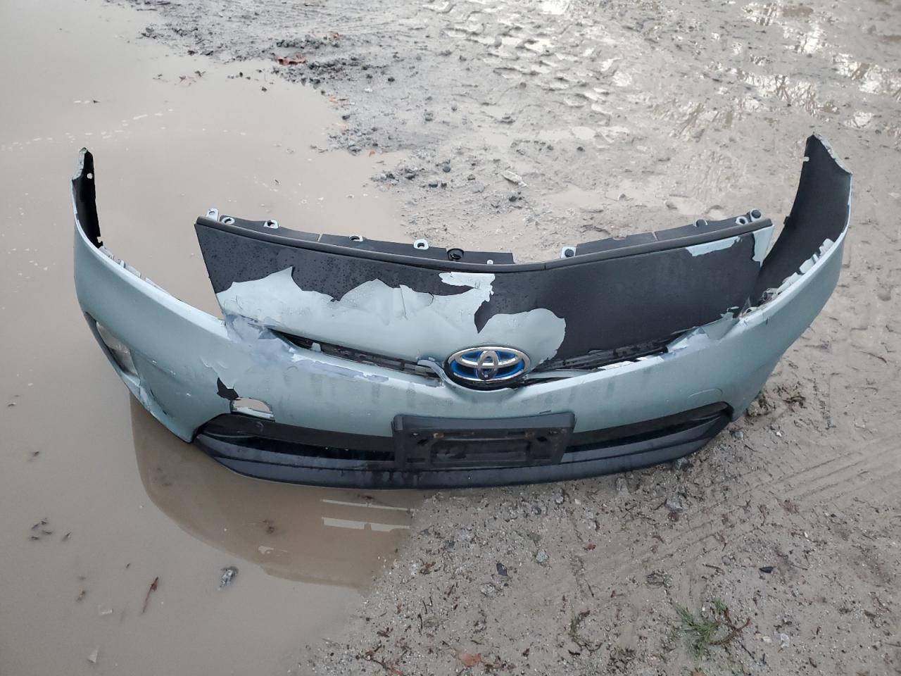 2015 Toyota Prius - Image 12