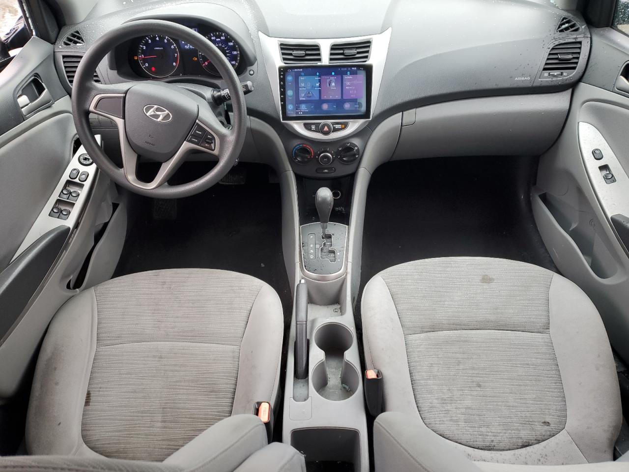 2016 Hyundai Accent - Image 8