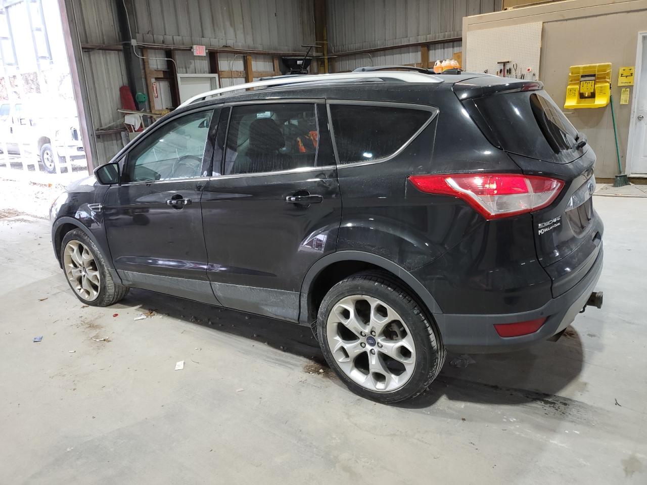 VIN 1FMCU9J9XEUA50337 2014 FORD ESCAPE no.2