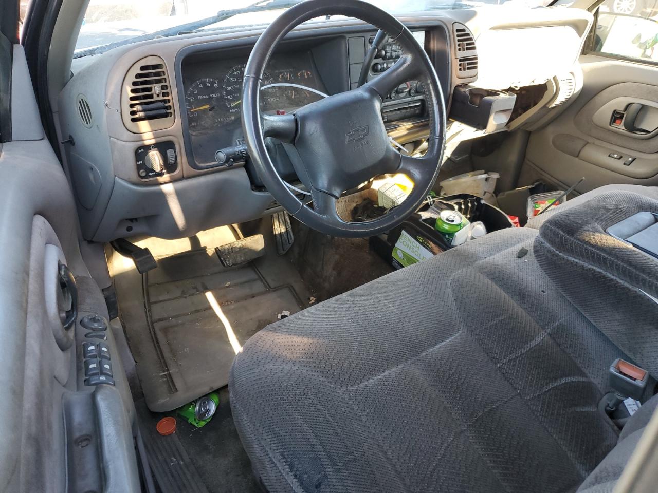 1999 Chevrolet Tahoe - Image 8