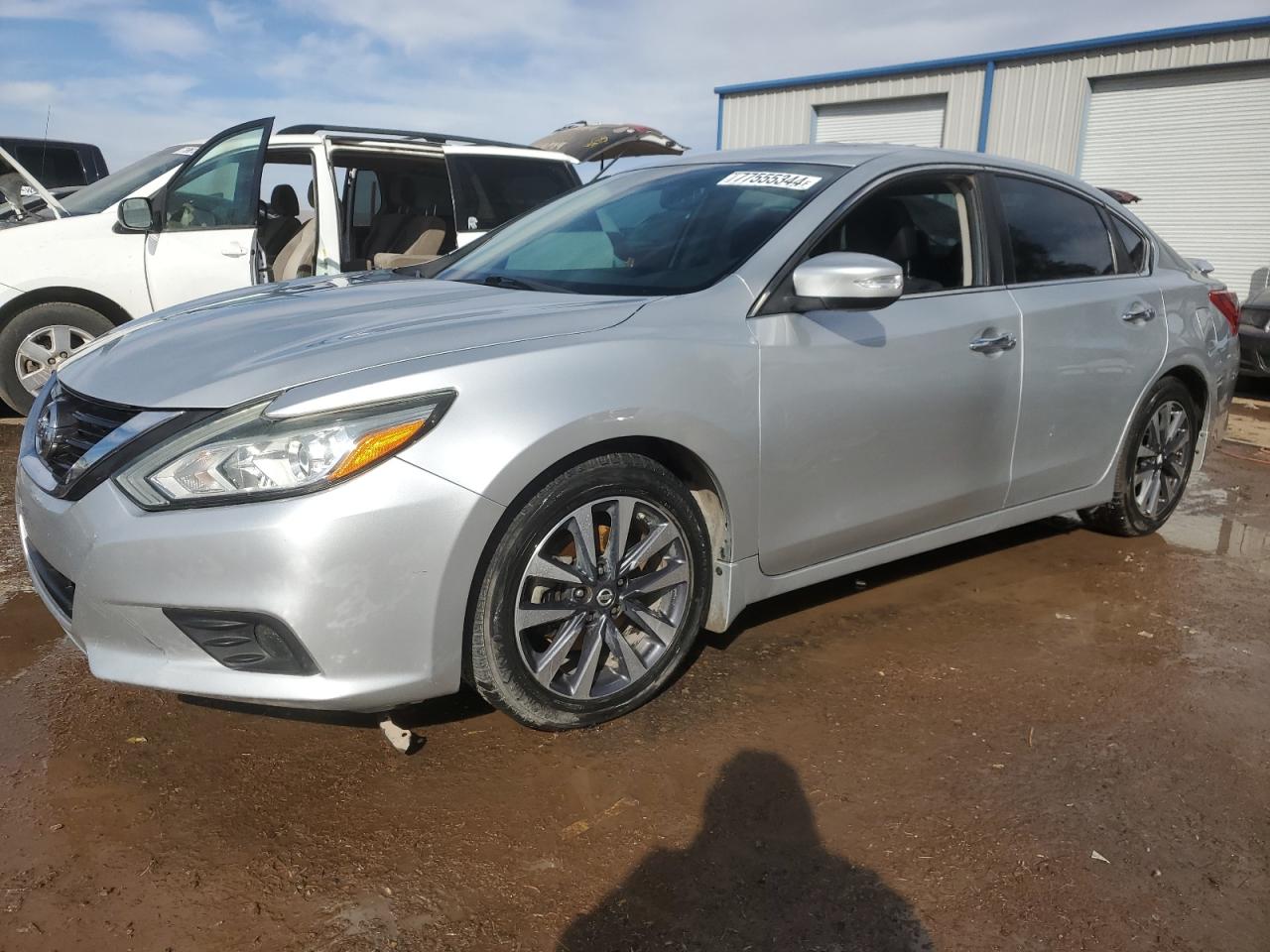 2016 Nissan Altima - Image 1