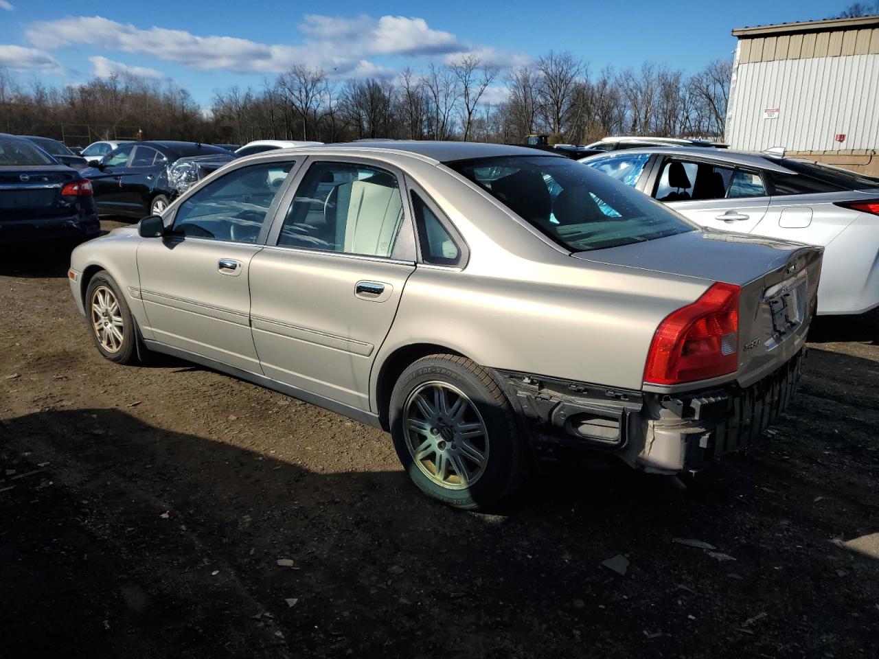 2004 Volvo S80 - Image 2