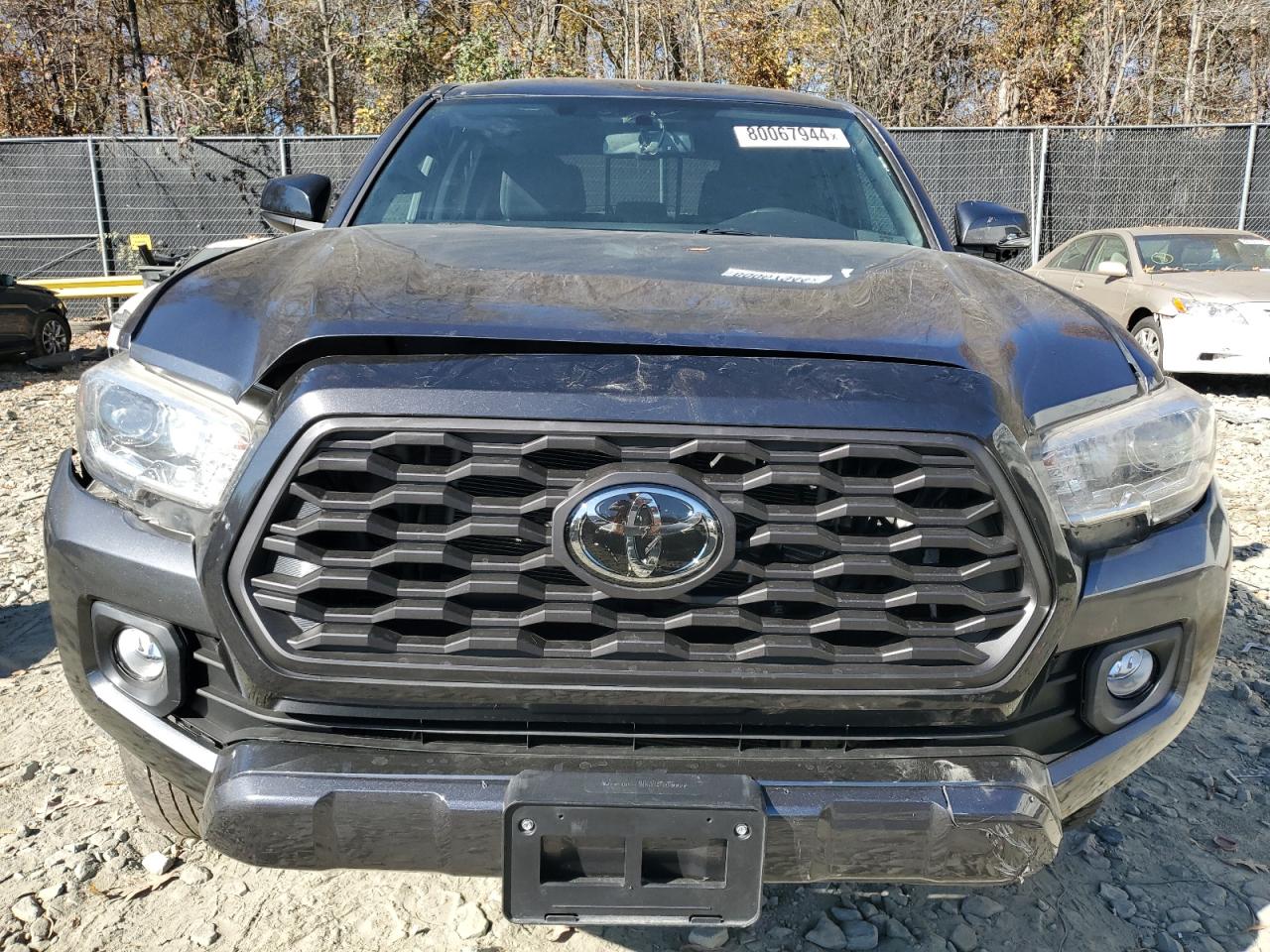 2020 Toyota Tacoma - Image 5