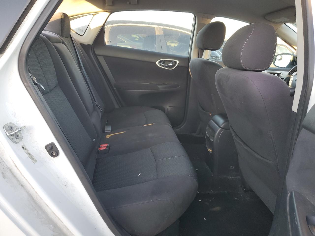 2013 Nissan Sentra - Image 11