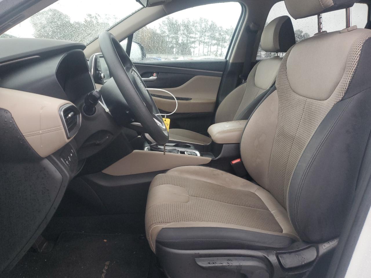 2019 Hyundai Santa Fe - Image 7