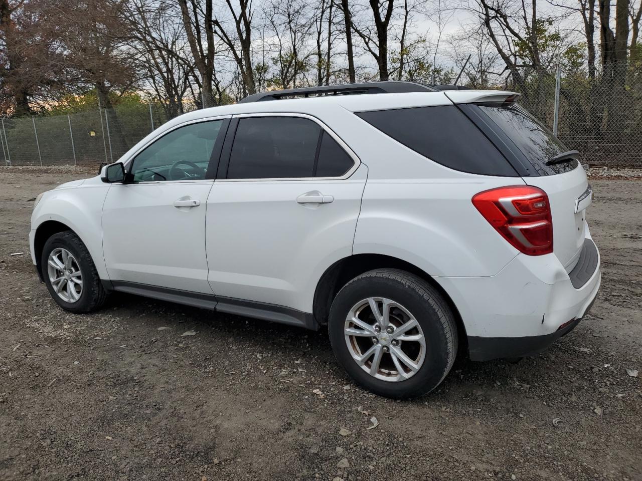 2016 Chevrolet Equinox - Image 2