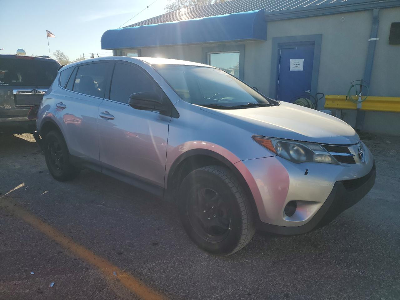 2015 Toyota RAV 4 - Image 4