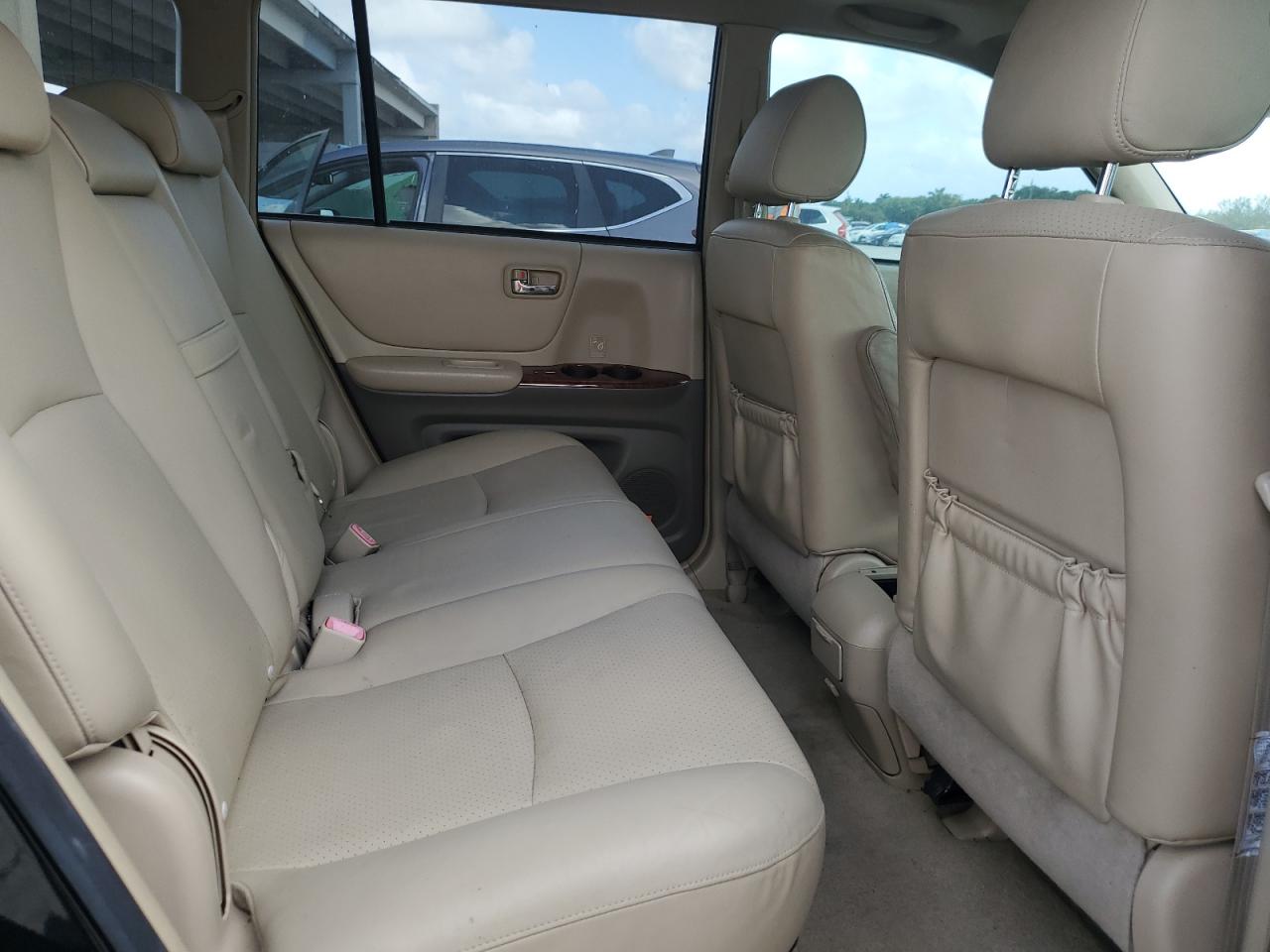2006 Toyota Highlander - Image 11