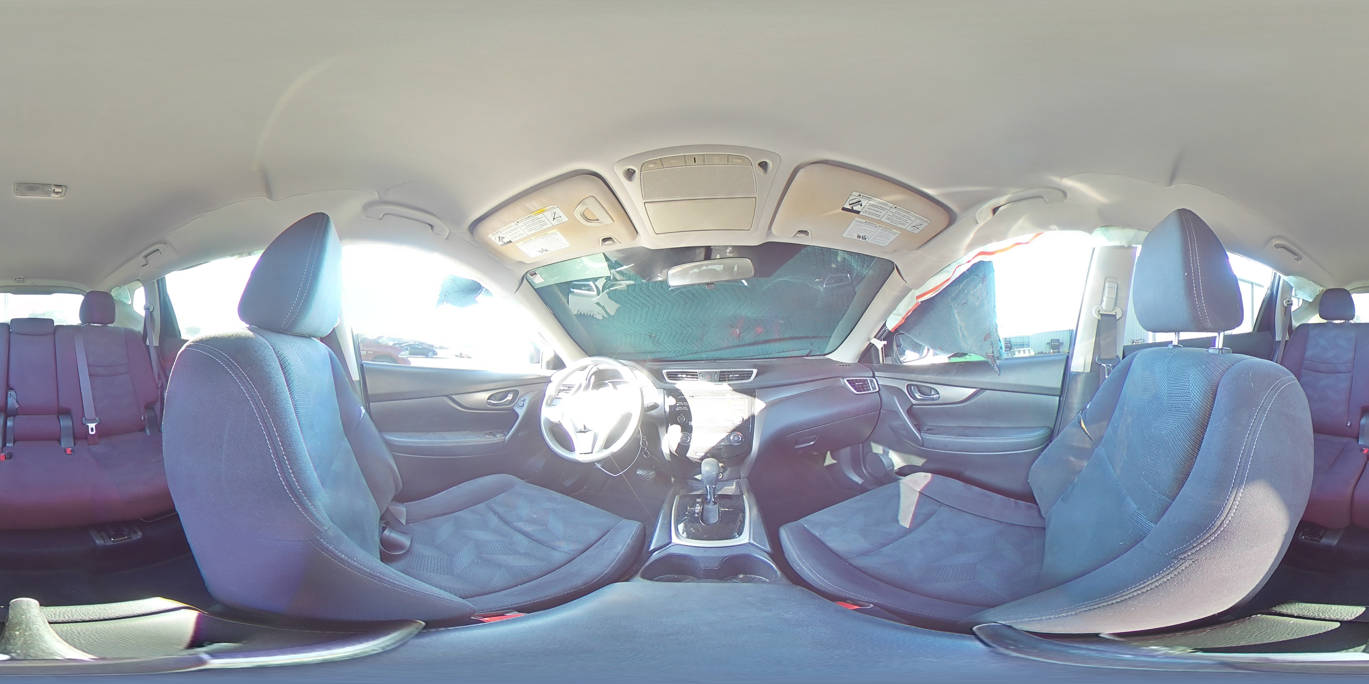 2016 Nissan Rogue - Image 13