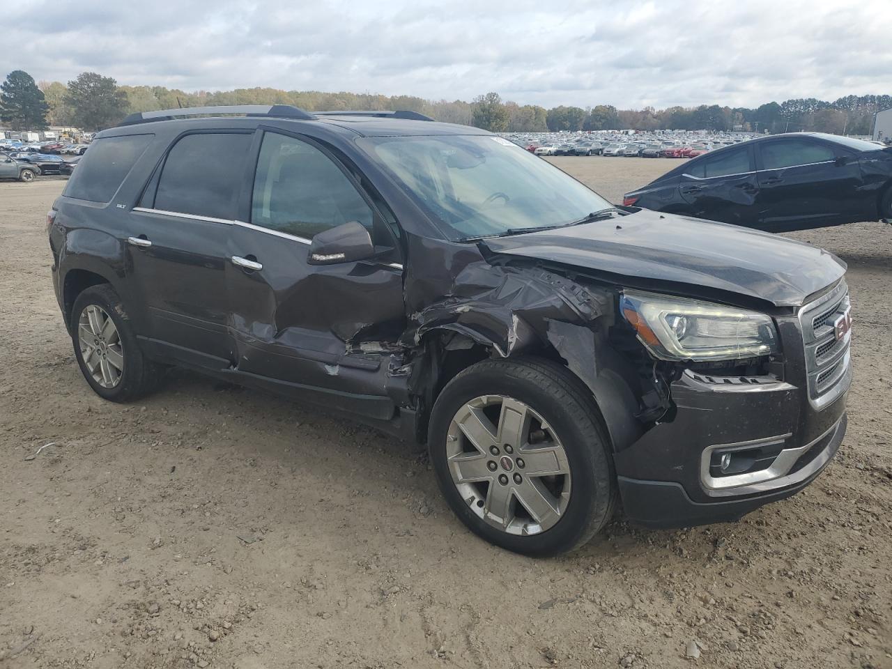 2017 GMC Acadia - Image 4