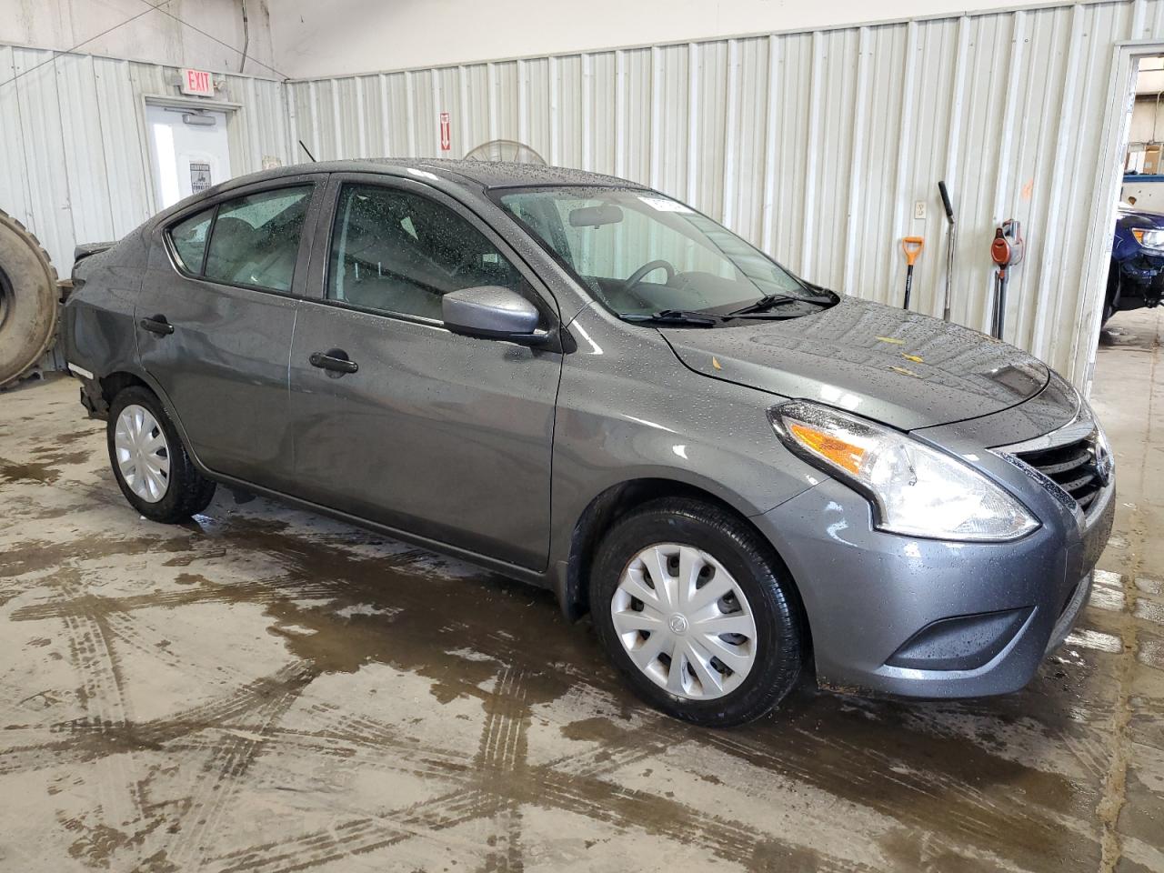 2018 Nissan Versa - Image 4