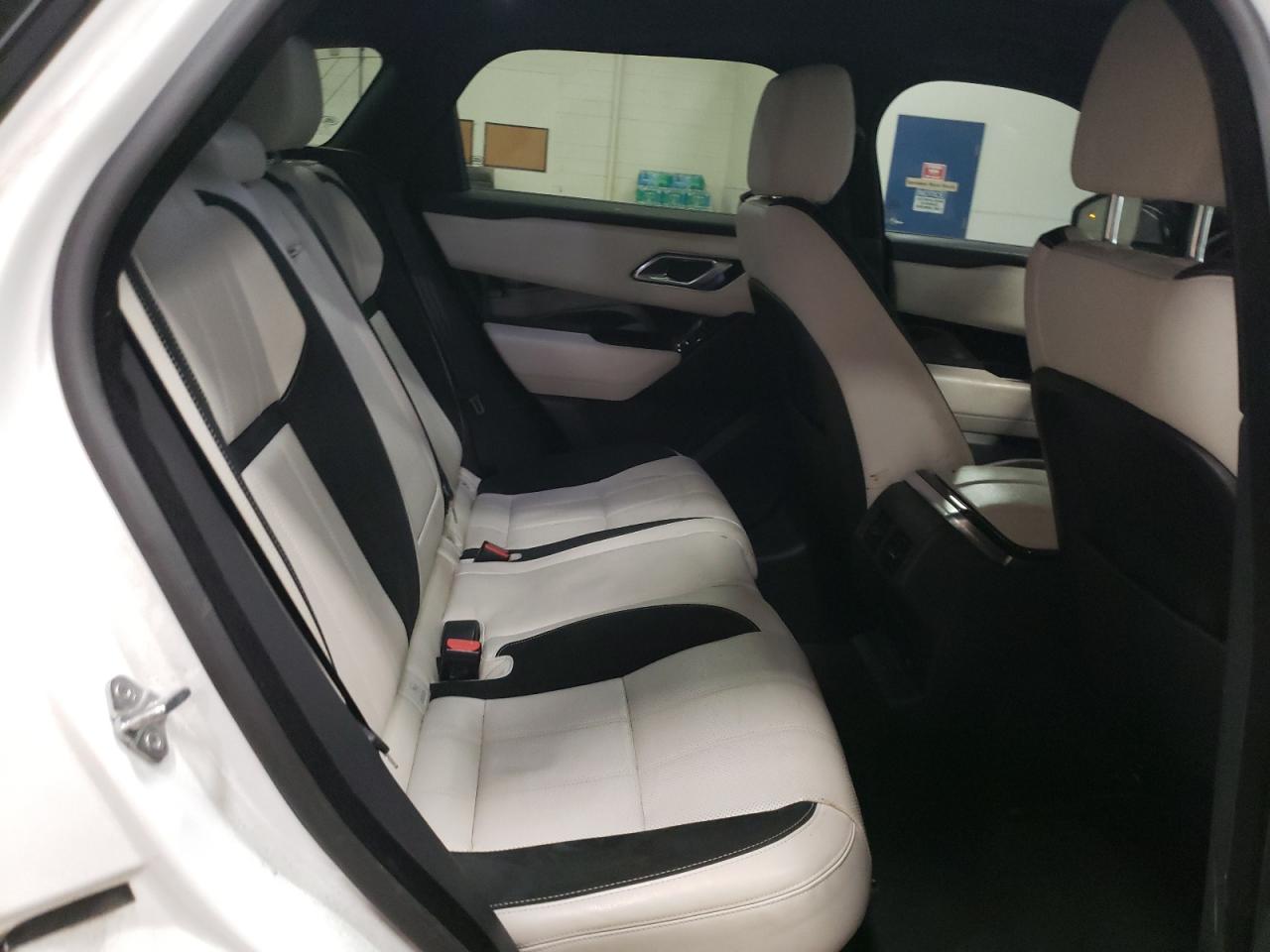 2019 Land Rover Range Rover - Image 11