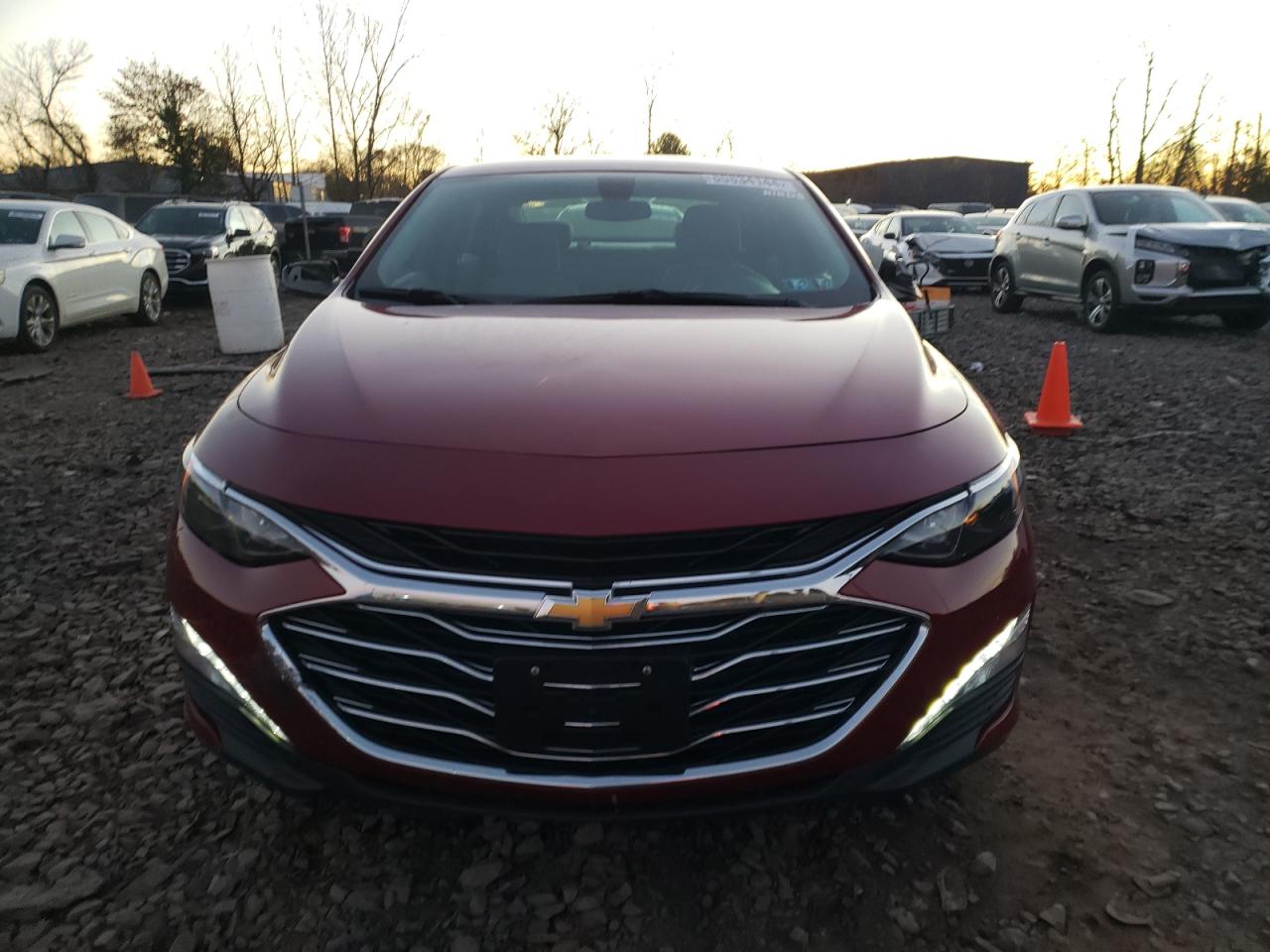 VIN 1G1ZF5SU8KF217307 2019 CHEVROLET MALIBU no.5