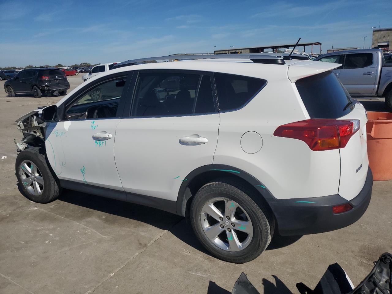 VIN 2T3RFREV8DW079790 2013 TOYOTA RAV4 no.2