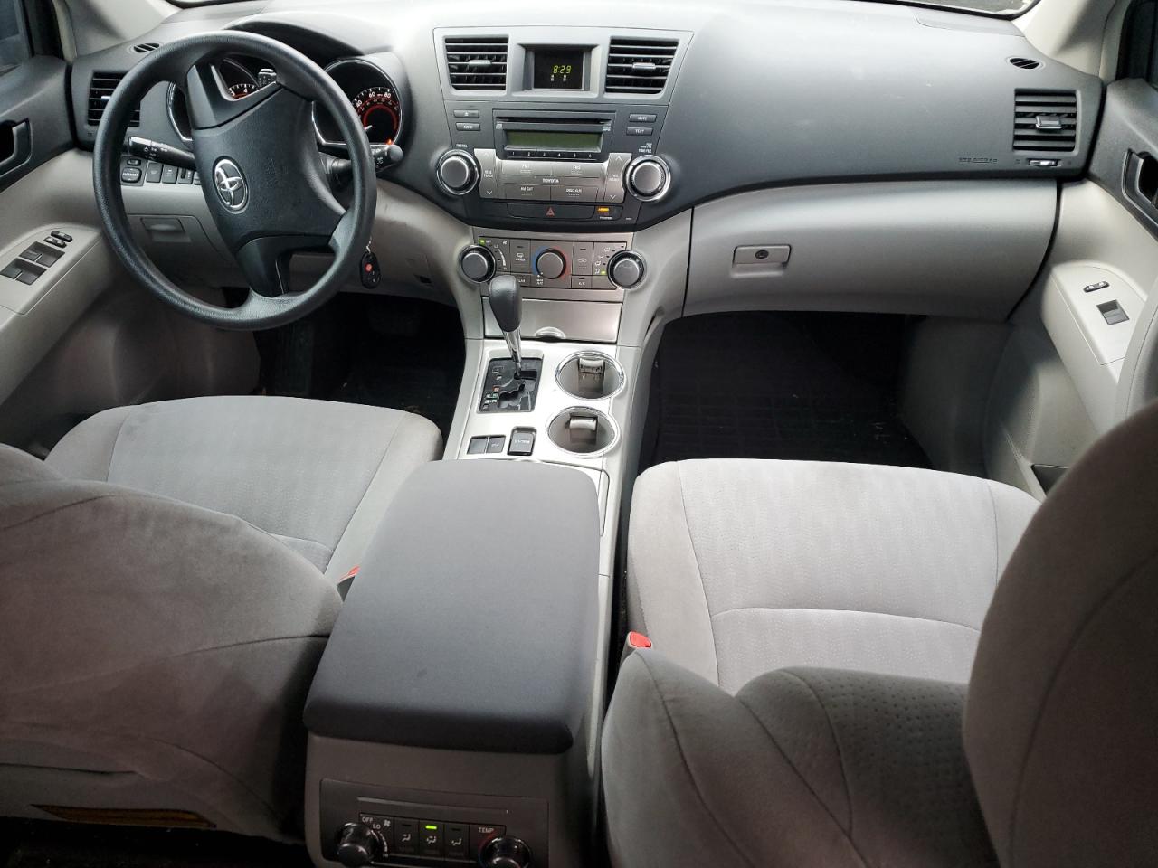 2011 Toyota Highlander - Image 8