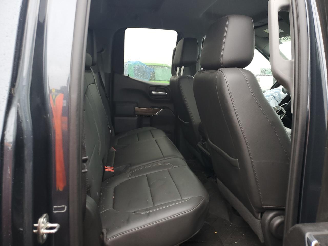 2019 Chevrolet Silverado - Image 10