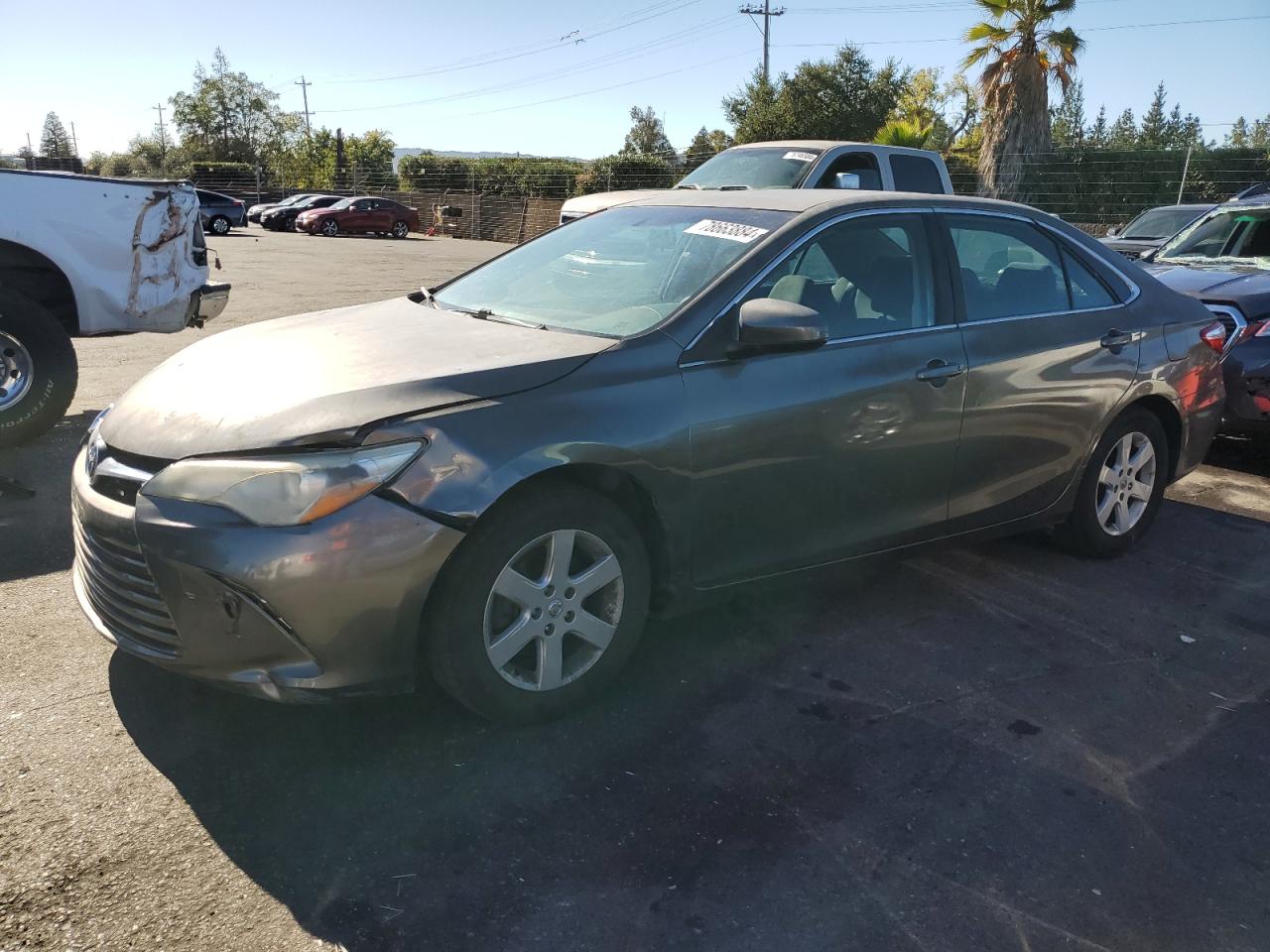 VIN 4T1BF1FK6GU570637 2016 TOYOTA CAMRY no.1