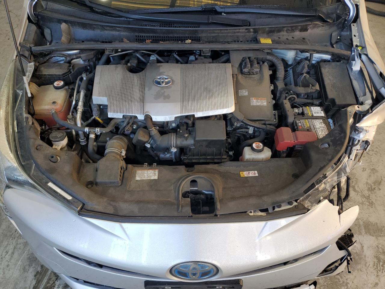 VIN JTDKBRFUXJ3601076 2018 TOYOTA PRIUS no.11