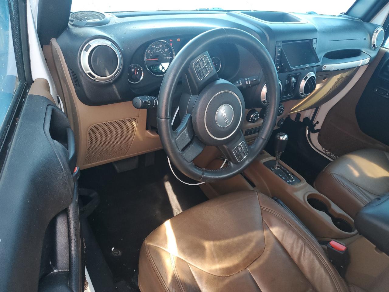 2016 Jeep Wrangler - Image 8