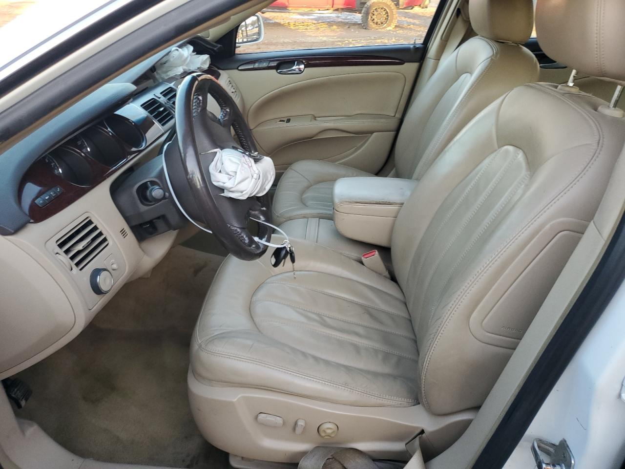 2007 Buick Lucerne - Image 7