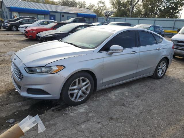  FORD FUSION 2016 Серебристый