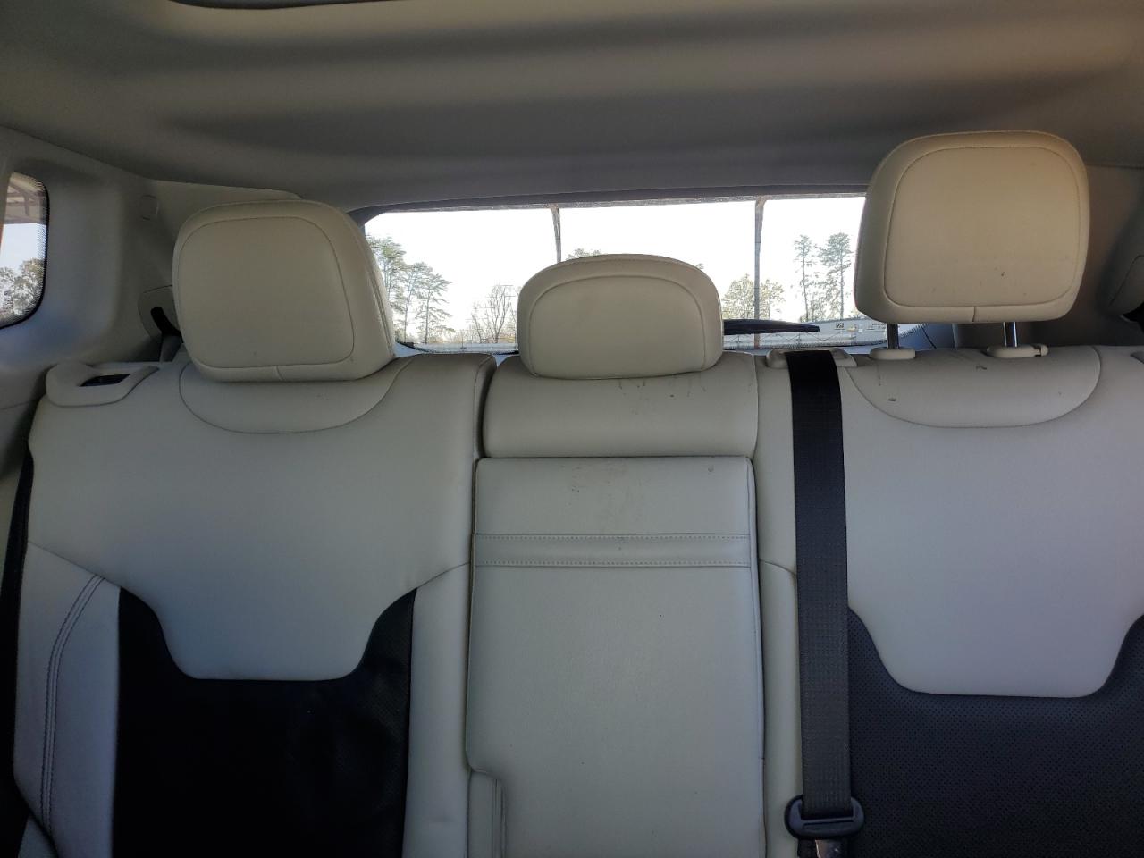 2019 Jeep Compass - Image 10