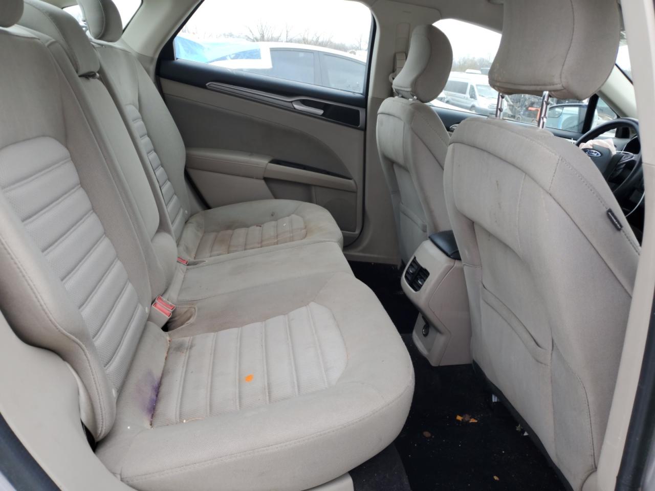 2017 Ford Fusion - Image 10