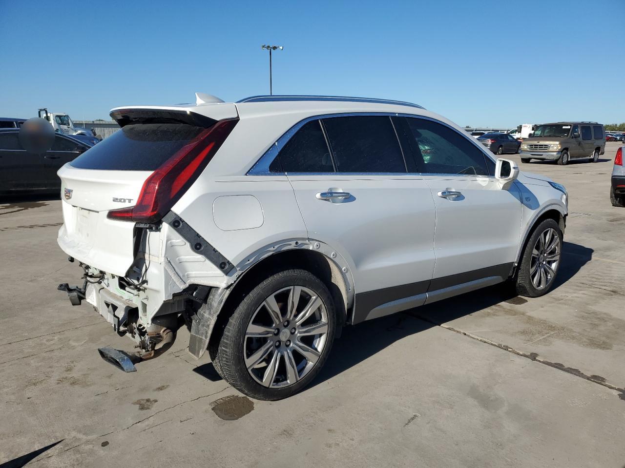 2019 Cadillac XT4 - Image 3