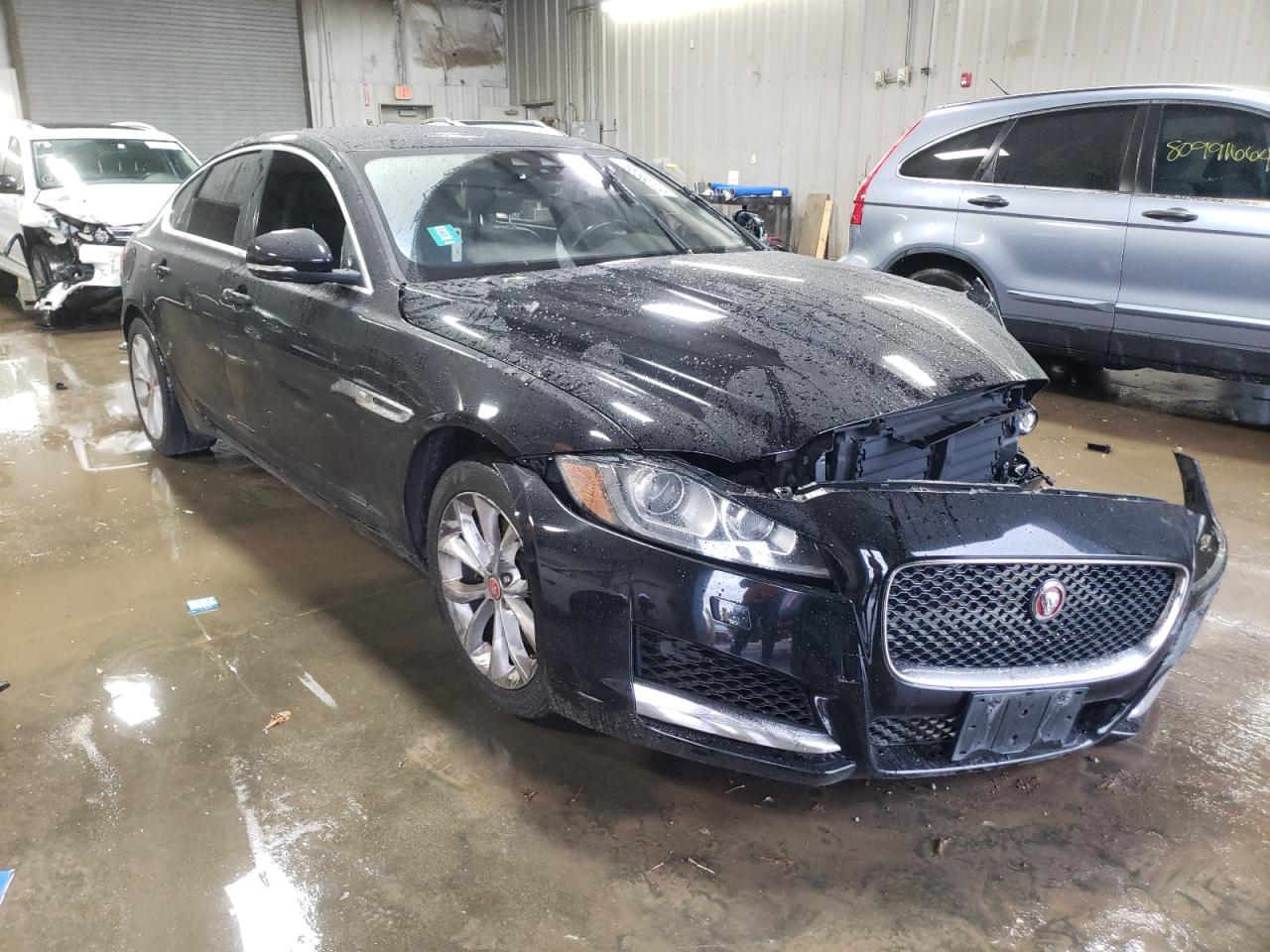 2018 Jaguar XF - Image 4