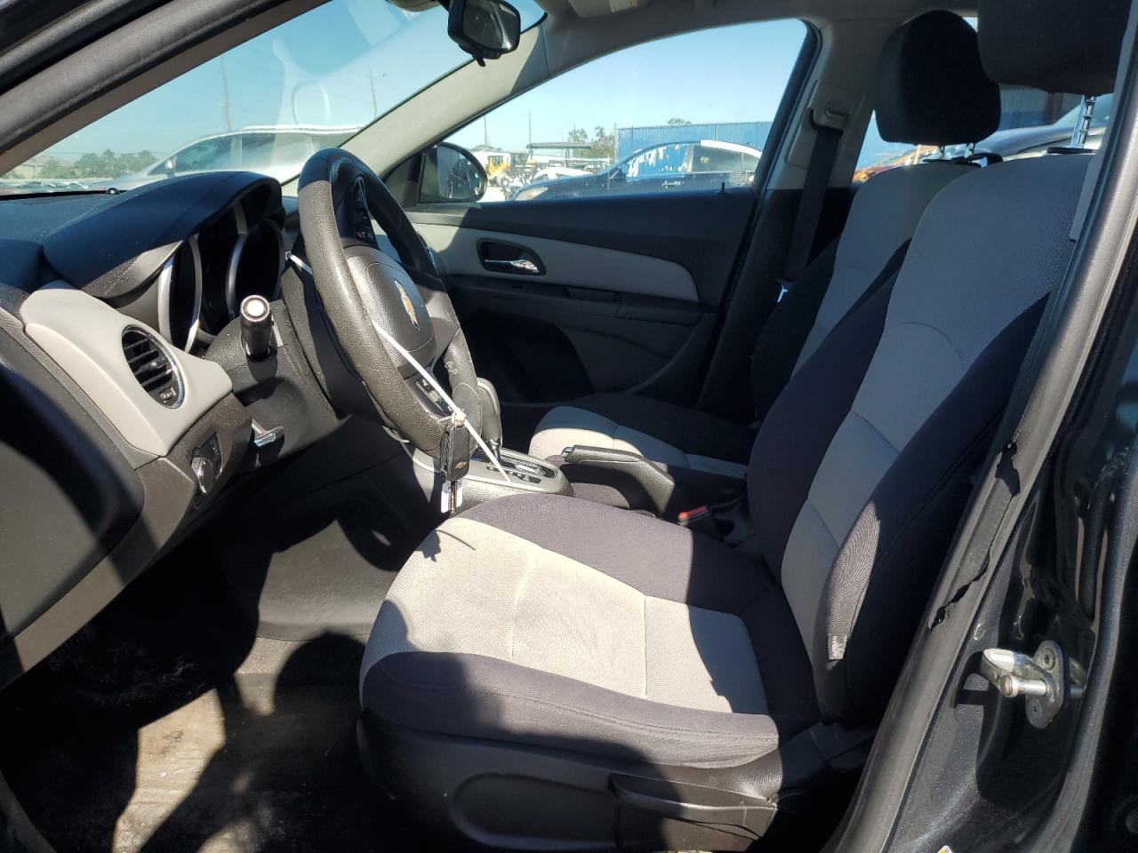 2013 Chevrolet Cruze - Image 7
